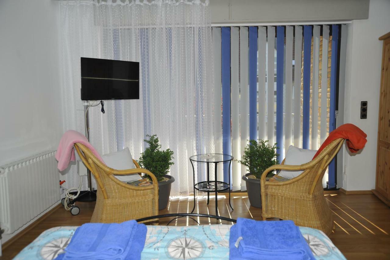 Hotel Zur Herzklinik Бад-Эйнхаузен Экстерьер фото